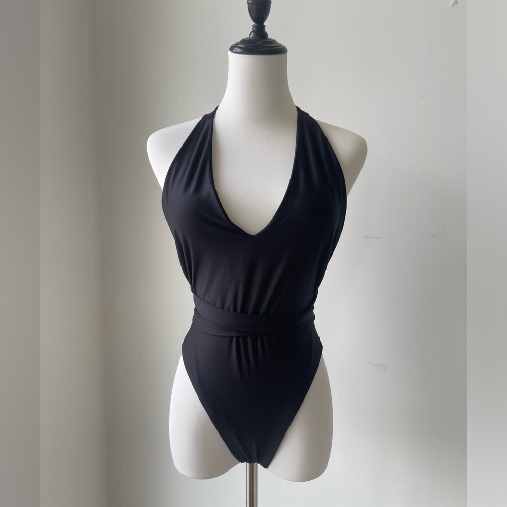 Swimsuits, one piece, women sexy, size small, color black, beach, festival.